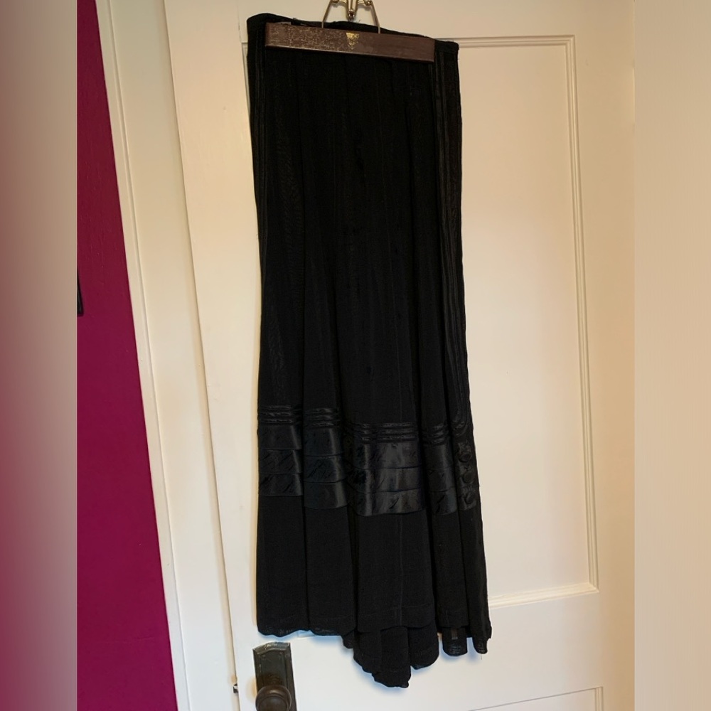 Vintage mesh overskirt